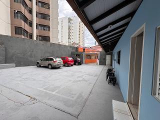Quartos com AR no centro - Garagem - check in 24h - 6
