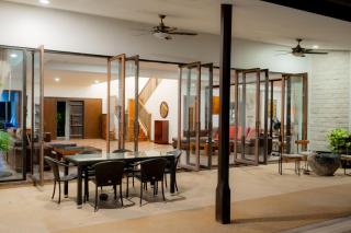 THE ULTIMATE GRAND PRIVATE ESTATE FOR RENT A Rare Sanctuary of Prestige & Privacy - 0