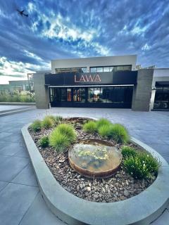 Lakefront Studio - Heated Pool & Gym 5 min airport - 7