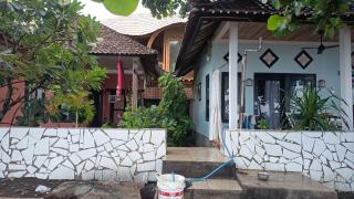 Strandhauser Amed, Blue house - 1