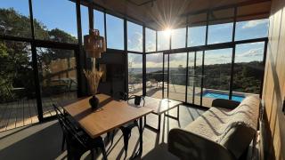 Sukha II Refugio moderno con piscina y vista única - 1