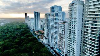 Panoramic Ocean & Park View Luxury in Anacaona - 9