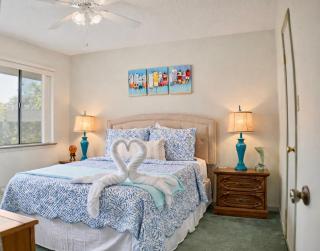 Sailboat Lake Views, Pool, Tennis, National Park - 3