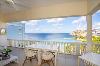 Spacious Ocean View Apartments with Balcony in Blue Bay - 5