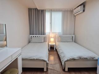 Hongdae Cheese Guesthouse - 5