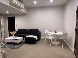 Charming Central Christchurch Bungalow 3 Bedroom 2 Bathroom Walk to new Stadium - 4