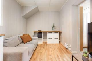 GG6 - Cozy 2BR City Center Apartment - 8