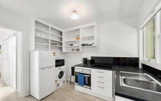 Silverstream Retreat - Best Short Term Rental in Upper Hutt - 6