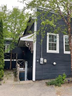 Quietside Quarterdeck Dual King Wings, Bunk Room, Fire Patio & Pet-Friendly - 4