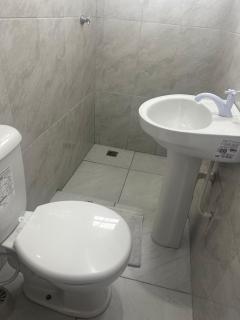 NOVO, Apto Completo com Cozinha, Banheiro privativo, Internet rápida e Estacionamento - 2