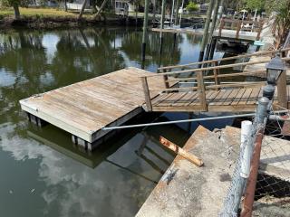 Home in Crystal River FL Water Front Floating Dock - 3