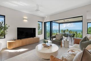 Amalfi - Beachside Living with Pool & Oceanviews - 0