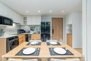 Two bedroom Laguna Beachside Residences - 7