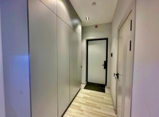 14th Floor Skyline Apartment - 1