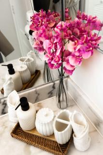 Stylish Brickell 1BR - Free Parking - Sleeps 6 - 4