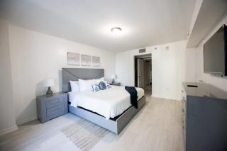Brand New Lux condo on 29th floor in Brickell - 0