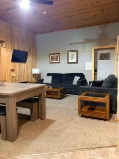 Pool Table & Hot tub - closest place to the GAP trail in Ohiopyle - 5