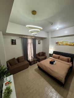 Comfy Studio at 81 Newport across NAIA Terminal 3 C2-7E - 6