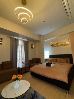 Comfy Studio at 81 Newport across NAIA Terminal 3 C2-7E - 3