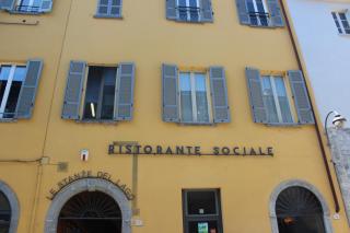 Le Stanze del Lago Apartments - 9