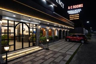 Emmanuel Residency by Alaya Stays, Kochi - 4