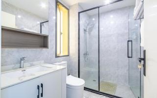 Nivla Executive 1 BR haven with gym, heated pool, restaurant and Balcony at yaya center - 3