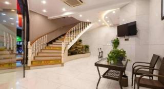 Shell Hotel Shanghai Oriental Pearl Tower Century Avenue Metro Station - 7