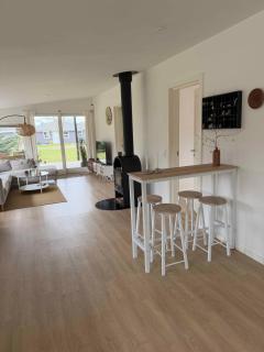 Modernised Cottage Near Woods And Beach - 2