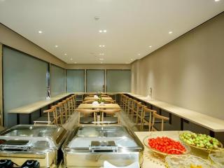 Green Tree Inn Express Yulin Chinese Medicine Port - 7