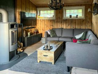 Ski-Inski-Out Cabin Near Fageråsen In Trysil - 6