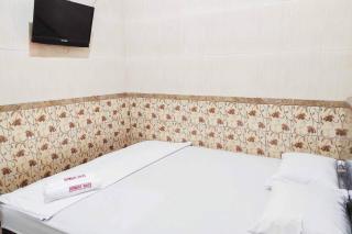 Queen Asri Mitra RedDoorz - 3