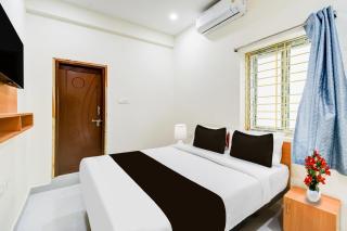 Super Townhouse Oak Kamineni Bus Stop - 7