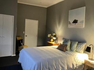 Hurstmere Cottage, Matakana - 2