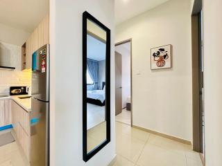 sea view 2BR luxury bayan lepas usm airport FIZ - 4