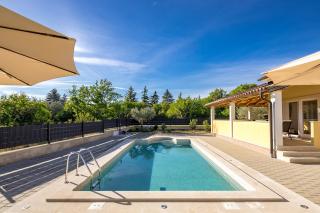 Casa Berton - New Modern Villa With Pool - Happy Rentals - 0