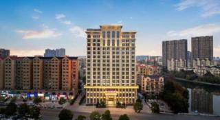 Vienna Hotel Henan Xinyang East Zone of Central Hospital - 3