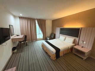 Palette Kota Kinabalu Near by Imago Shopping Mall Formerly Zara's Boutique Hotel - 4