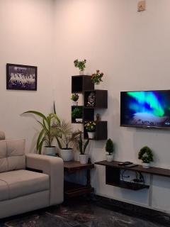 Welcome to Vyttila Eroor Only 2Km Distance to Vyttila Hub - 8