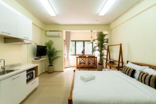 Nimman In -Private 6BR Hotel for Group Near Maya Mall - 1