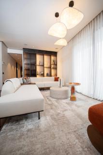 Luxury 4BR Penthouse - 1
