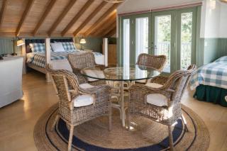 Valhalla The Loft (Oceanfront Hot tub) - 4