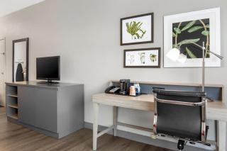 Country Inn & Suites by Radisson, Georgetown, KY - 2