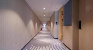 ZMAX Hotels Shenzhen Lianhuacun Metro Station - 8