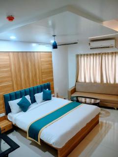 Hotel Lotus Suites - 9