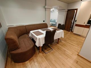 Chan Krum Apt with Sauna & Jacuzzi in City Center - 9