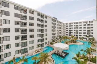 Azure 1 BD Apt in Capri Residence - 9