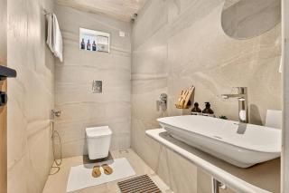 ELIVAAS Signature Heavenly Homes Villa 2-BHK Villa with Private Pool, Garden Near Sahyadri Waterfall - 5