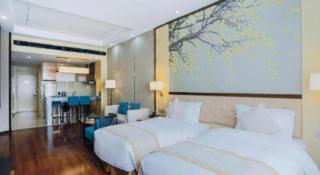 Hundred Hotel Qingdao - 1
