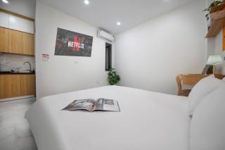 Ly Apartment - Yen Phu str - 5