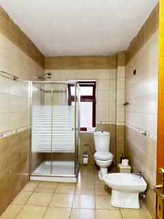 Double and Triple Rooms With Lake View - 9